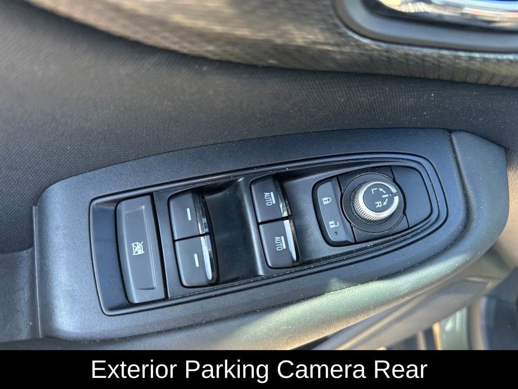 Used 2025 Subaru Outback Premium AWD/4WD image 13