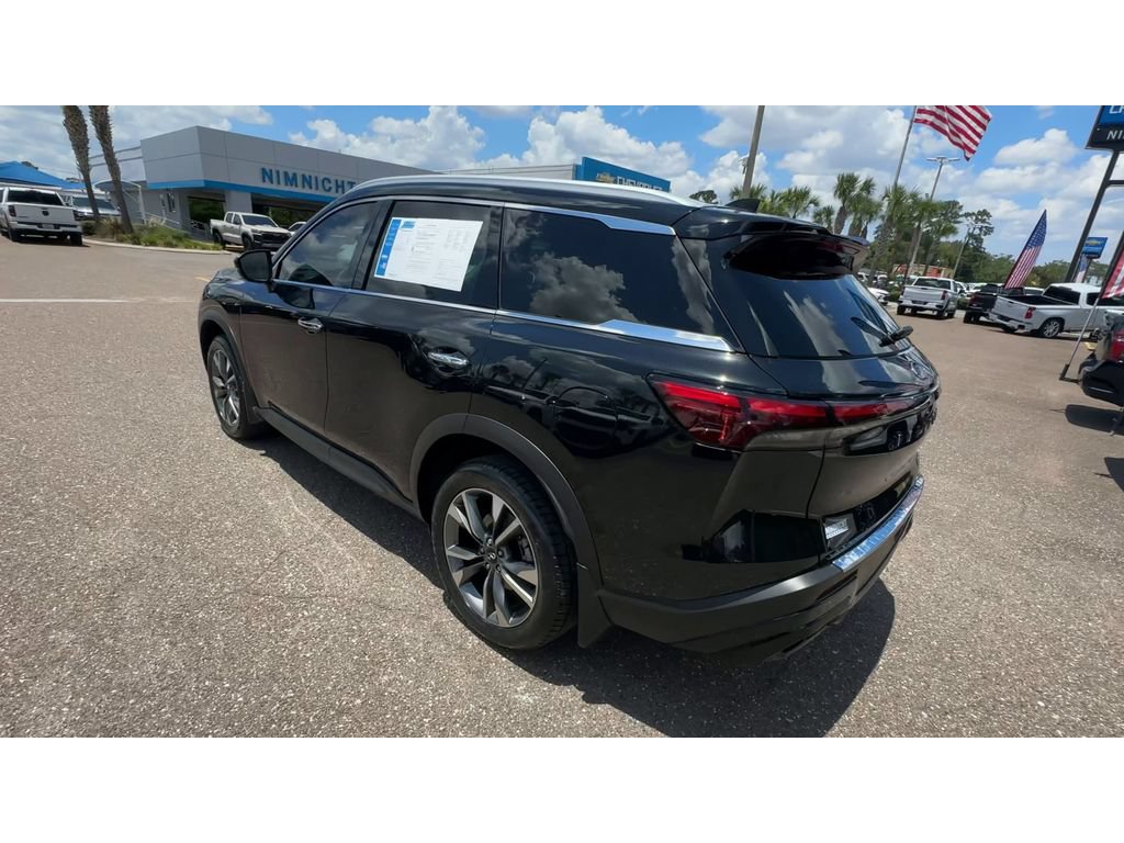 Used 2023 INFINITI QX60 Luxe w/ Cargo Package FWD image 4