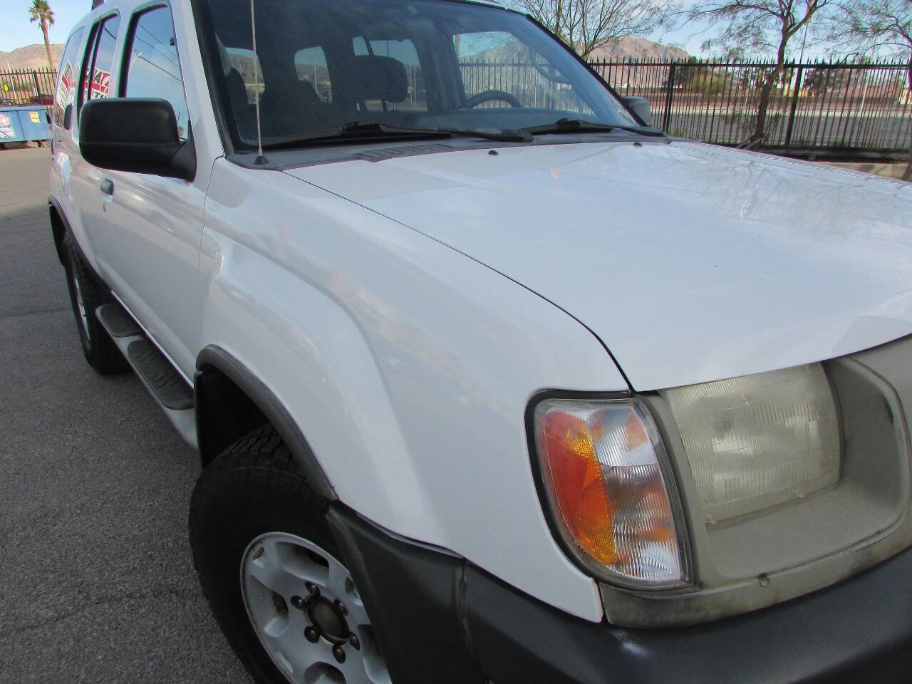 Used 2000 Nissan Xterra XE image 13