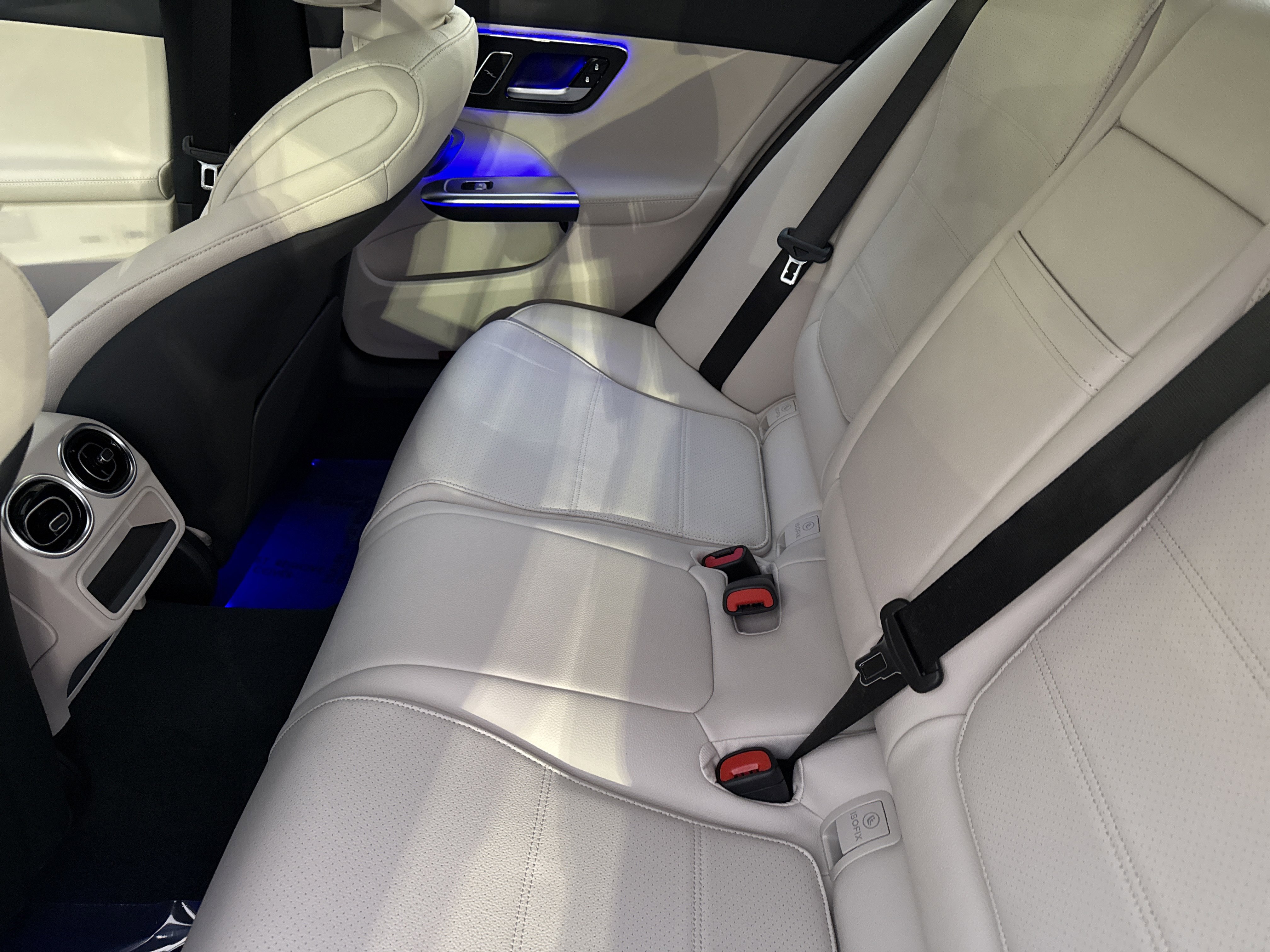 Certified 2025 Mercedes-Benz C 300 4MATIC Sedan image 33