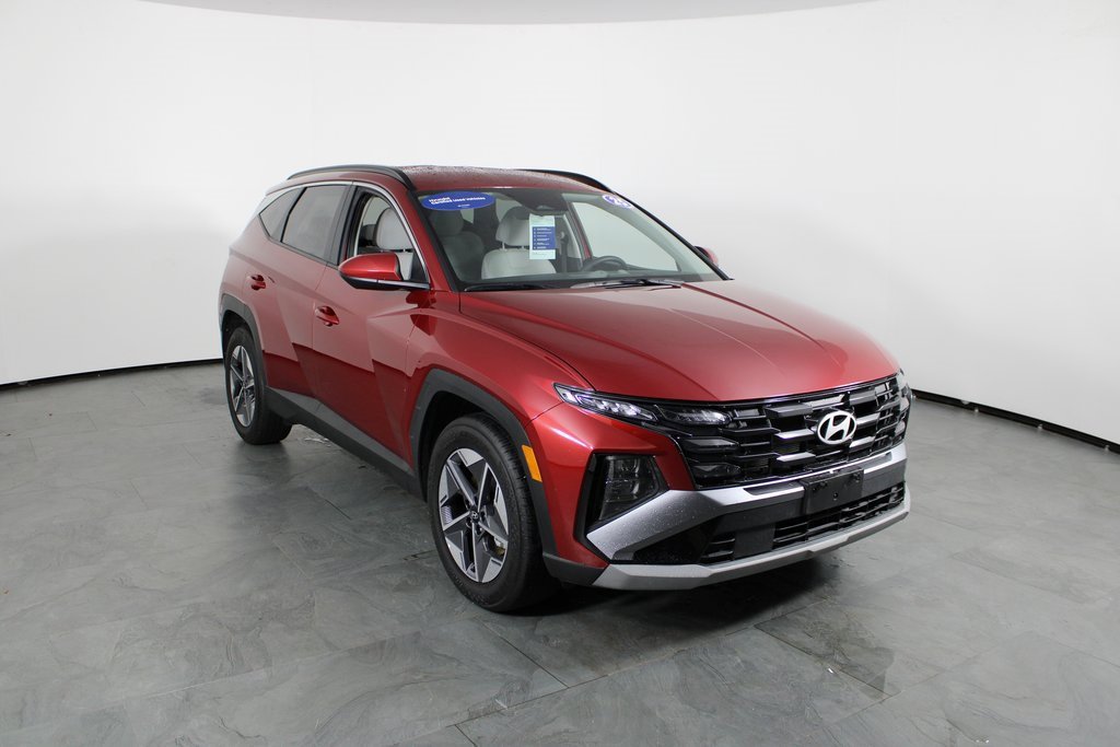Certified 2025 Hyundai Tucson SEL image 11