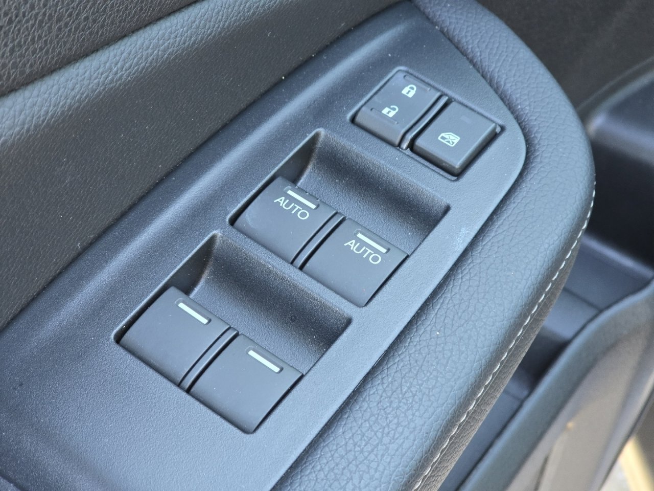 Certified 2023 Honda Passport EX-L image 28