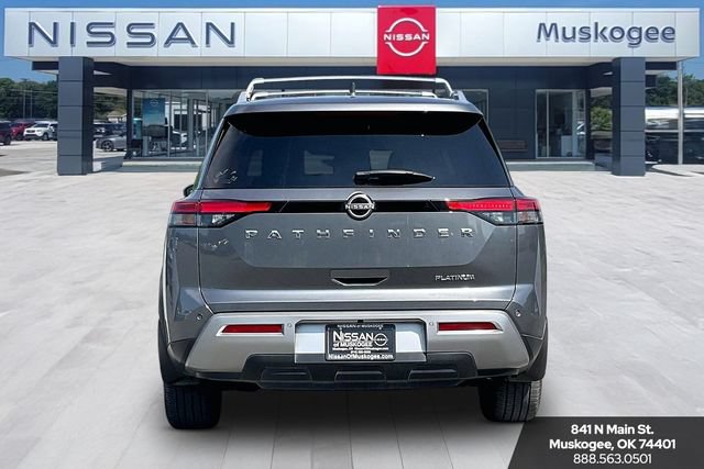 Used 2023 Nissan Pathfinder Platinum FWD image 6
