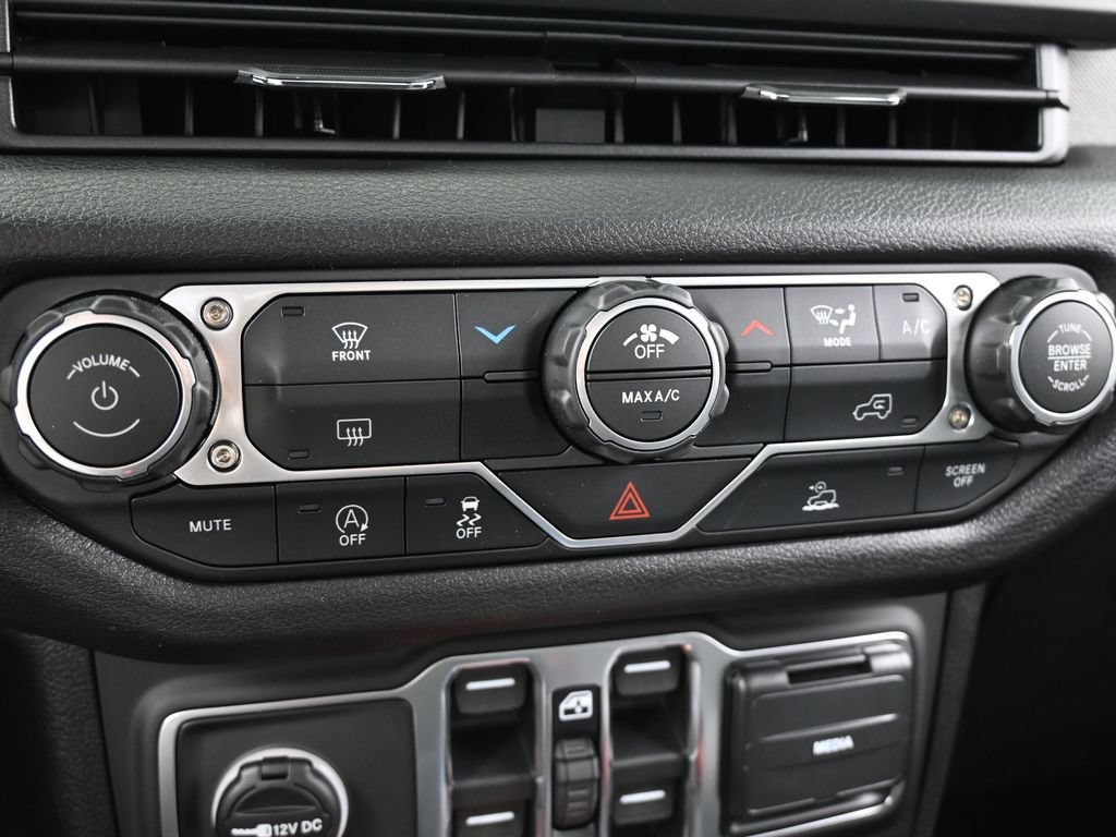 New 2026 Jeep Gladiator Sport AWD/4WD image 19