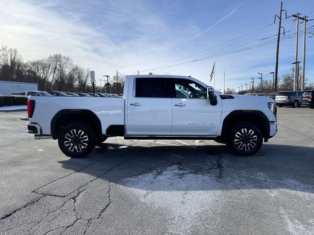 New 2026 GMC Sierra 2500 Denali Ultimate image 7