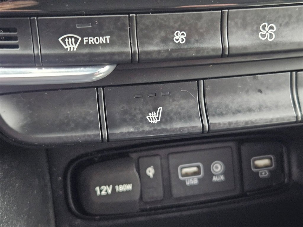 Used 2020 Hyundai Santa Fe SEL w/ Convenience Package image 26