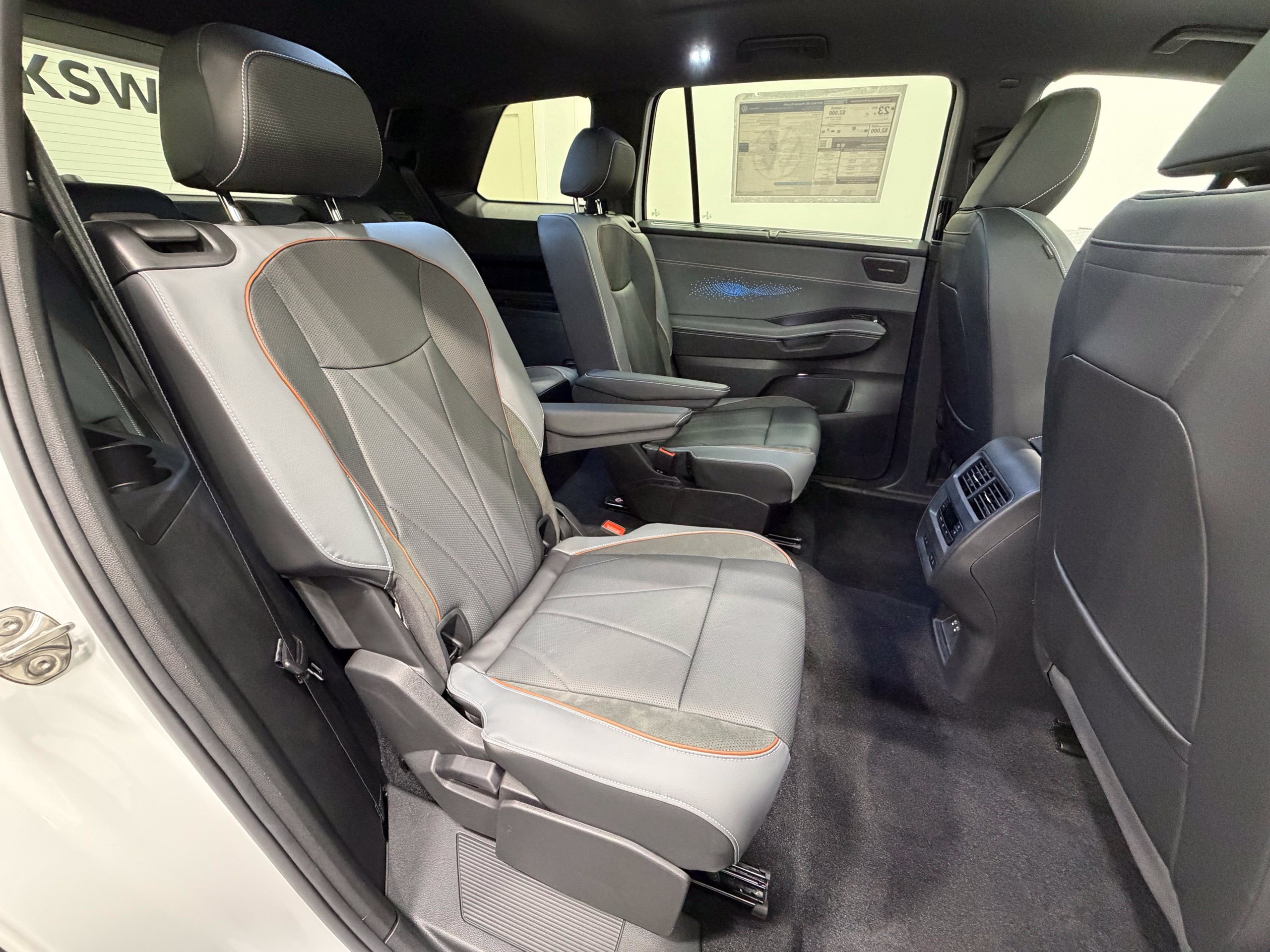 New 2027 Volkswagen Atlas SEL Premium R-Line AWD/4WD image 38