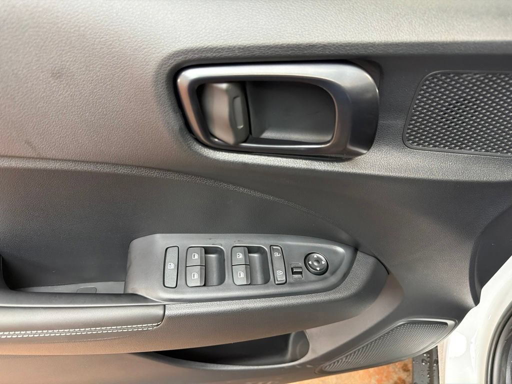 New 2026 Hyundai Venue SEL FWD image 19