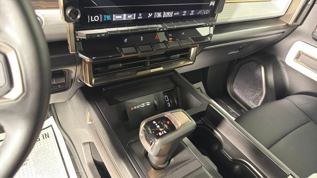 Certified 2025 GMC Hummer EV 3X AWD/4WD image 23