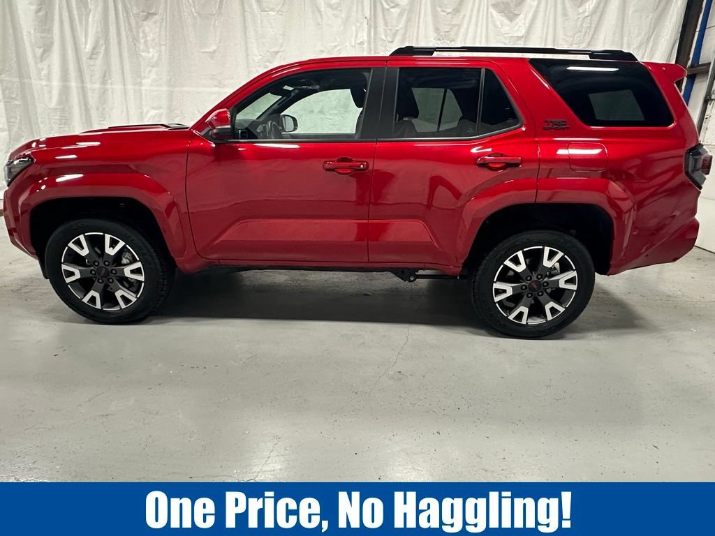Used 2025 Toyota 4Runner TRD Sport AWD/4WD image 4