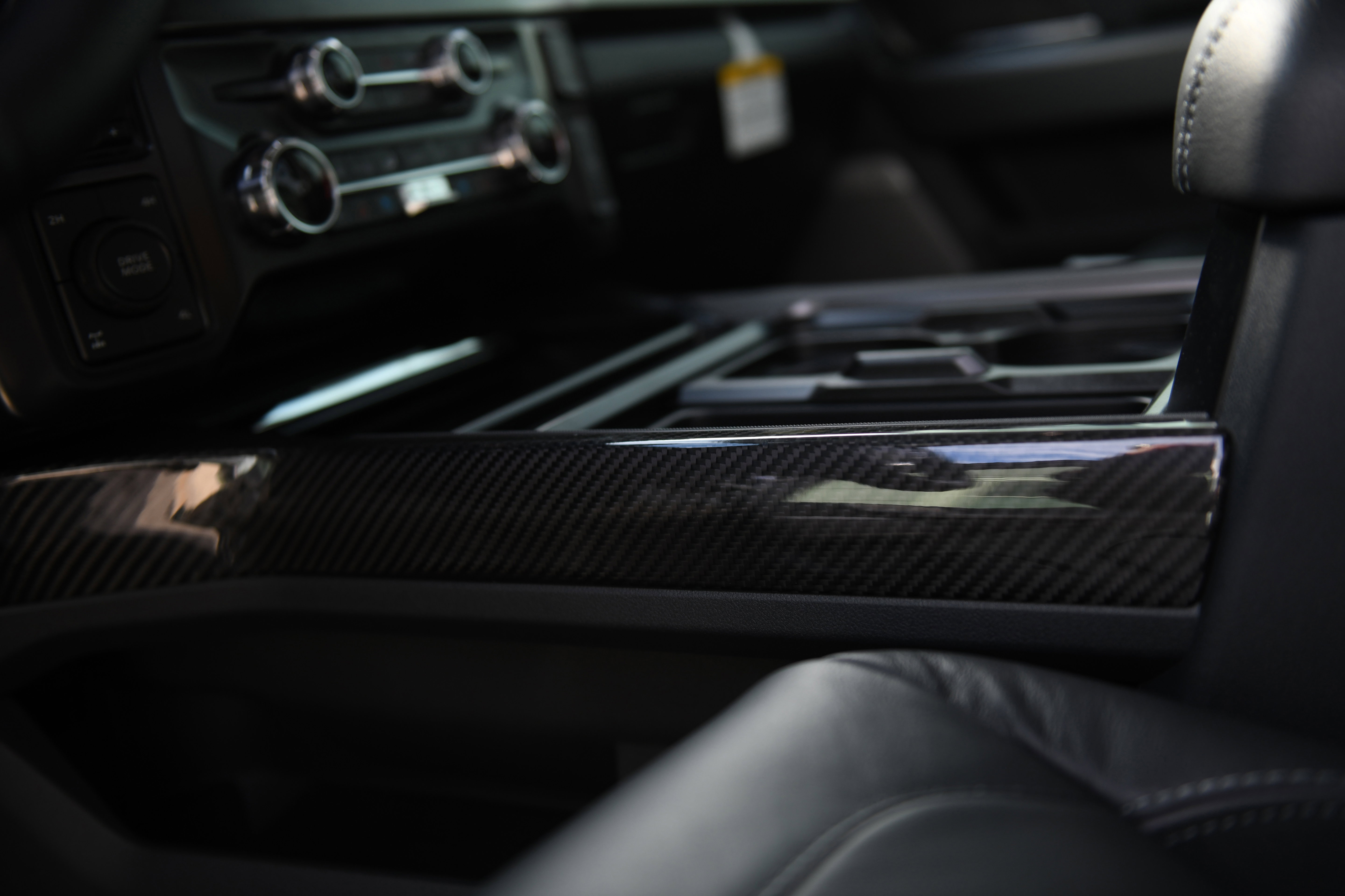 New 2026 Ford F250 Lariat w/ Black Appearance Package image 30