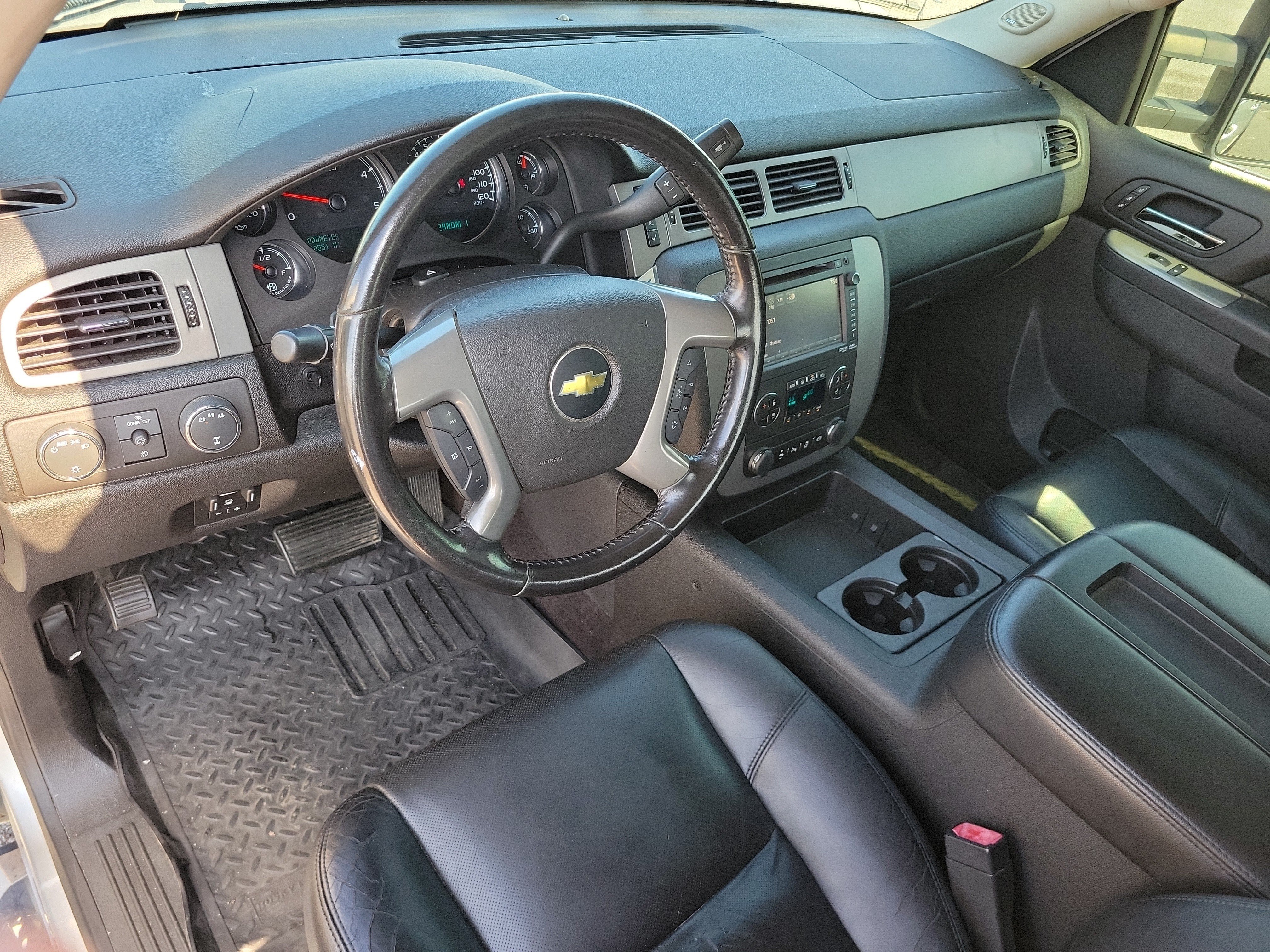 Used 2014 Chevrolet Silverado 2500 LTZ w/ LTZ Plus Package AWD/4WD image 8