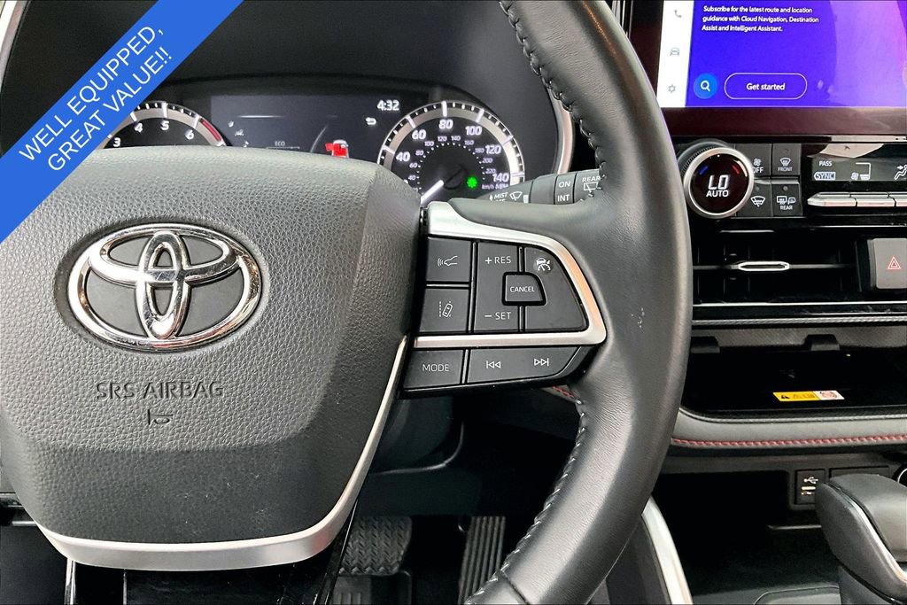 Used 2023 Toyota Highlander XSE image 28