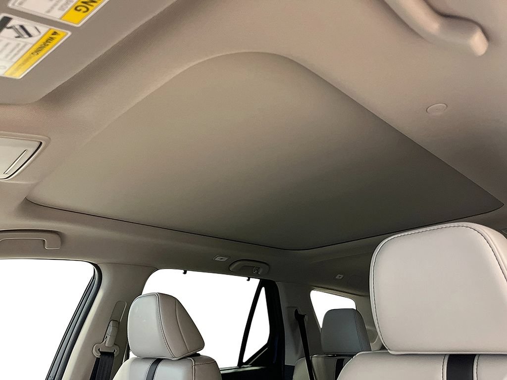 New 2026 Honda Pilot Touring image 17