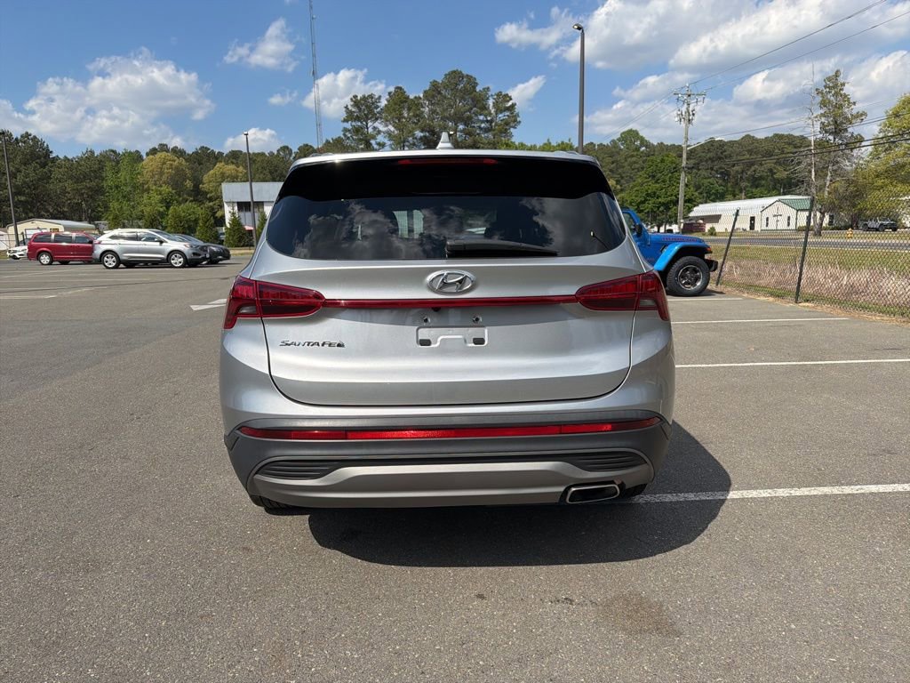 Used 2023 Hyundai Santa Fe SE FWD image 6