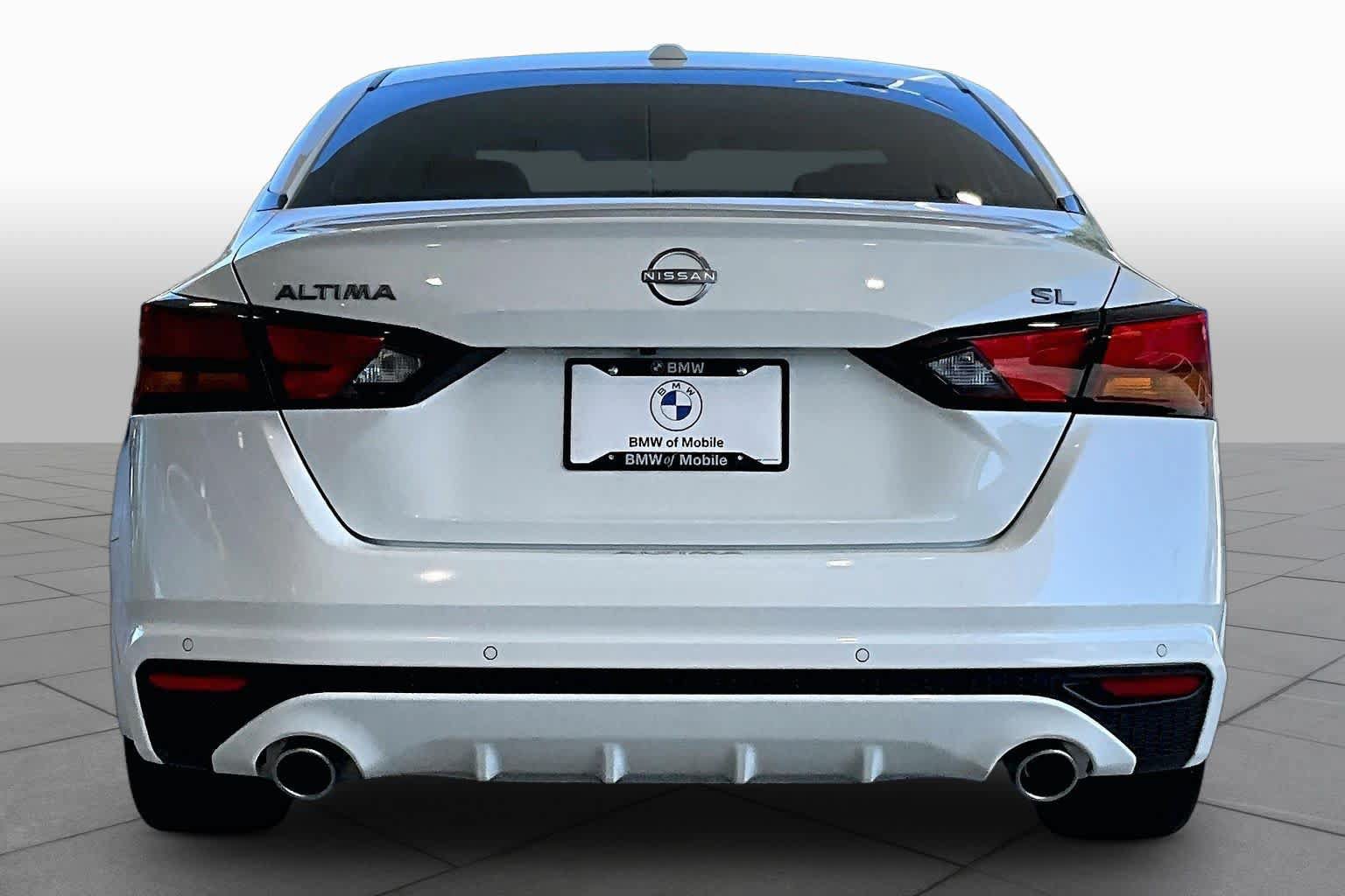 Used 2025 Nissan Altima 2.5 SL FWD image 4