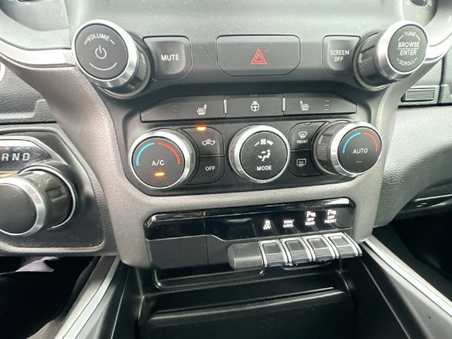 Used 2020 RAM 1500 Big Horn AWD/4WD image 18