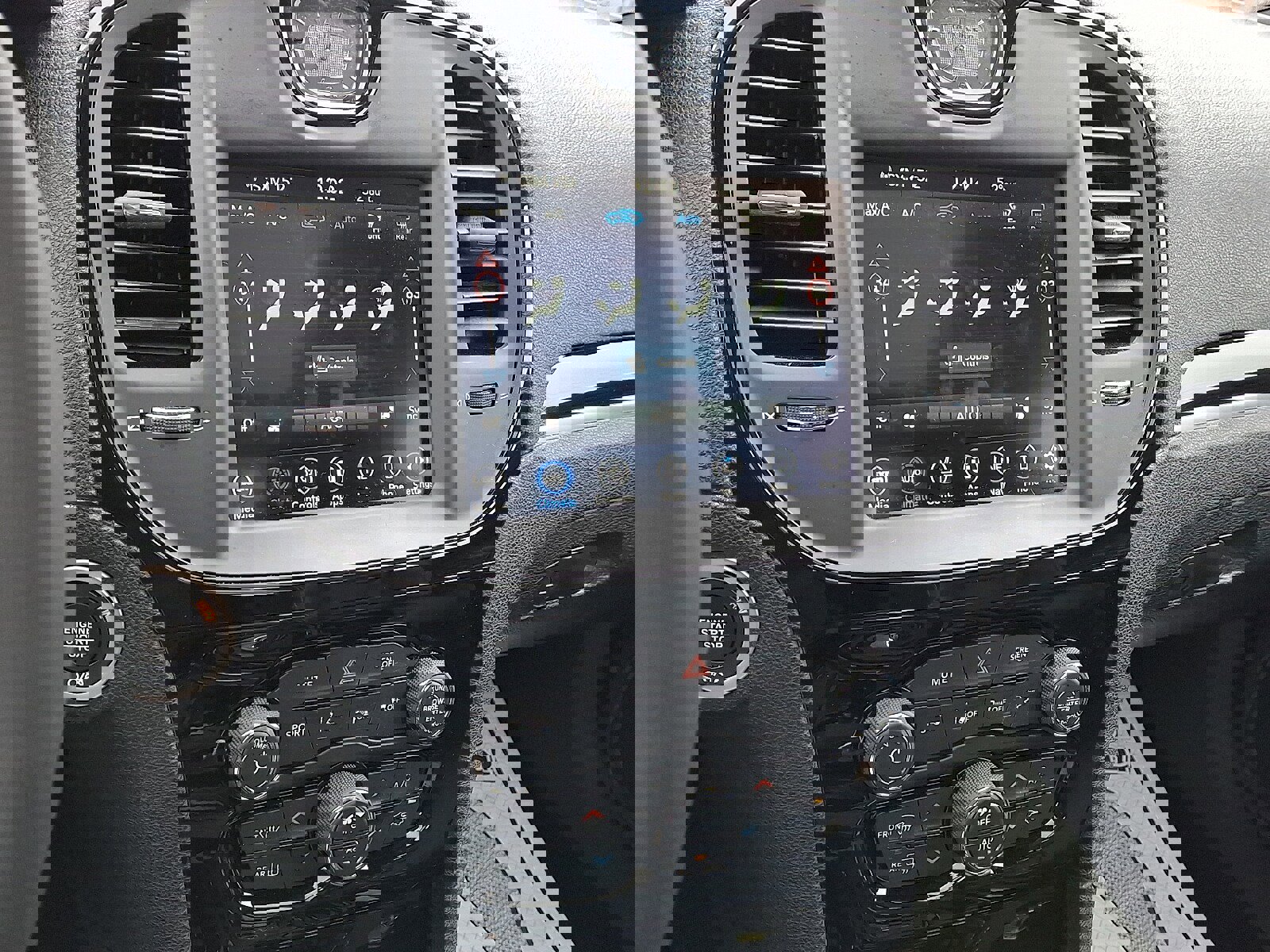 Used 2023 Chrysler 300 S w/ Comfort Group image 16