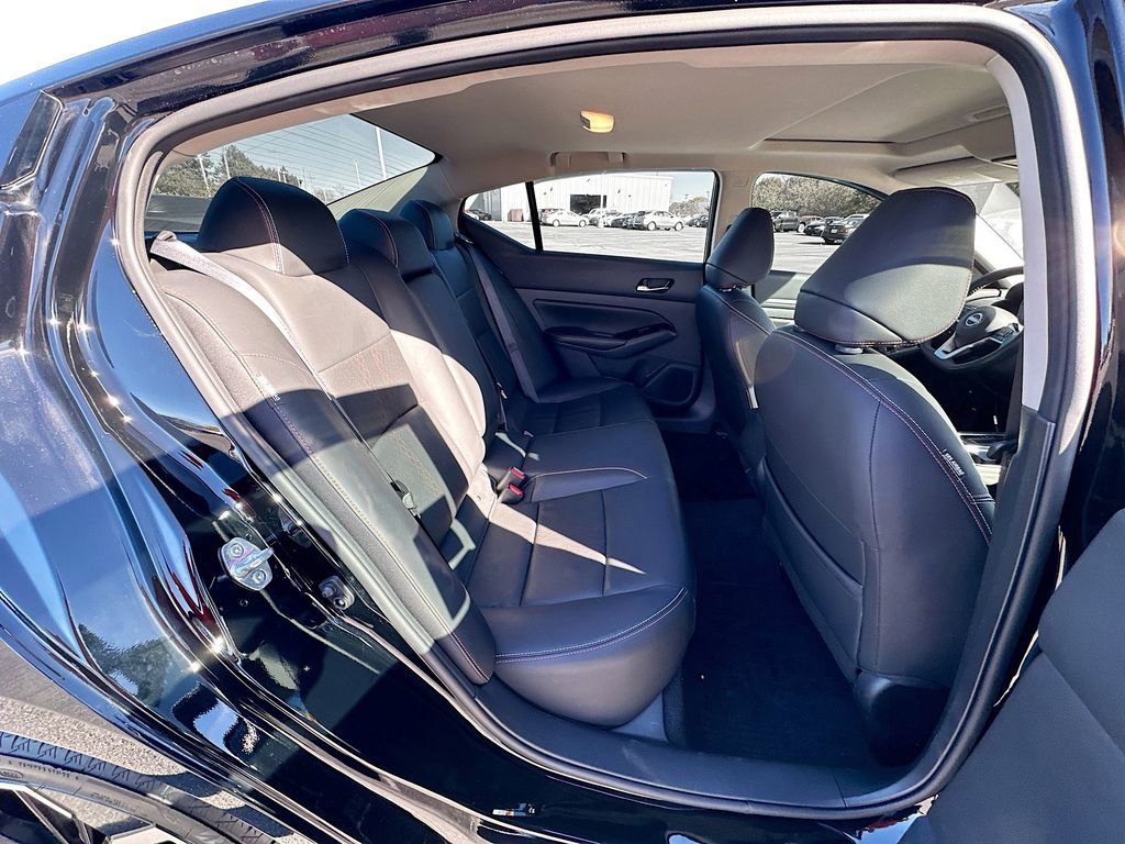 Used 2024 Nissan Altima 2.5 SR w/ SR Premium Package image 33