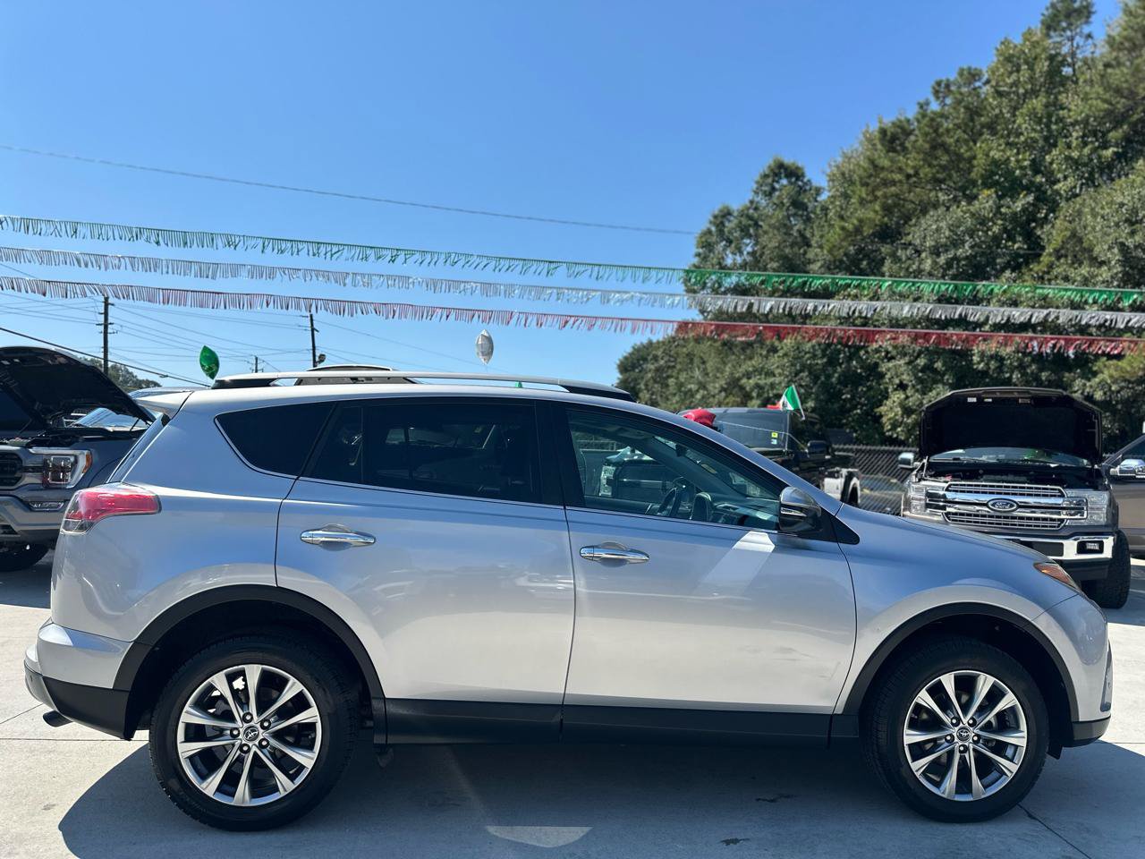 Used 2017 Toyota RAV4 Limited FWD image 8