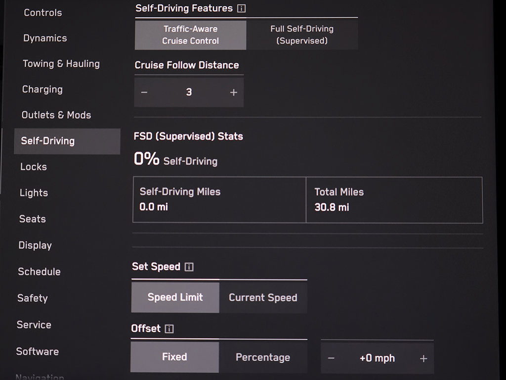 Used 2024 Tesla Cybertruck AWD Crew Cab image 46
