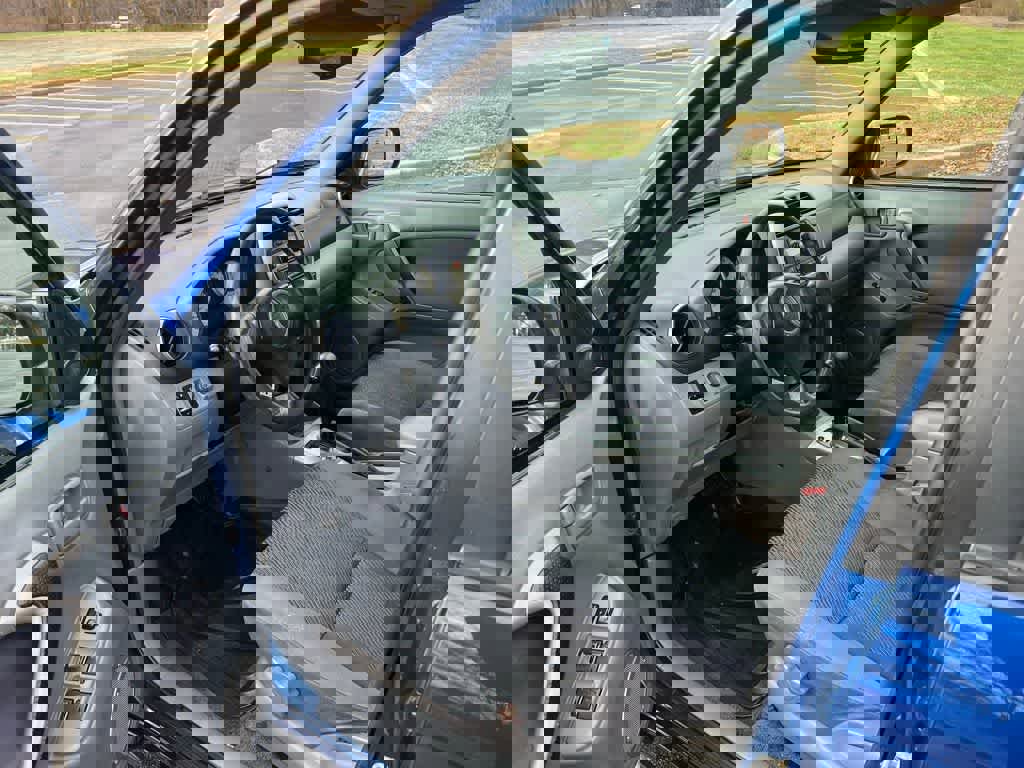 Used 2003 Toyota RAV4 4WD image 2