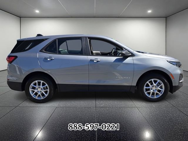 Used 2024 Chevrolet Equinox LS image 6