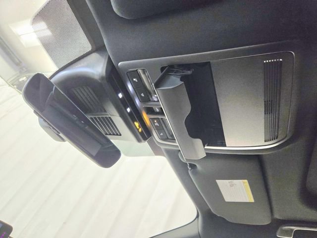 Certified 2025 MAZDA CX-90 3.3 Turbo S w/ Premium Package image 31