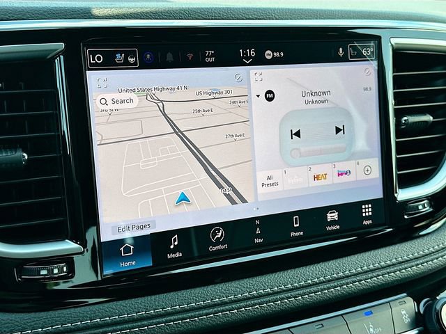 New 2026 Chrysler Pacifica Limited image 10