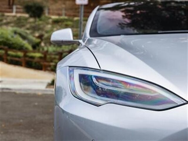 Used 2017 Tesla Model S 75 RWD image 13
