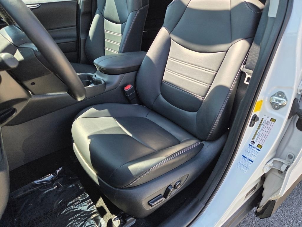 Used 2019 Toyota RAV4 XLE Premium w/ Advanced Technology Package image 6