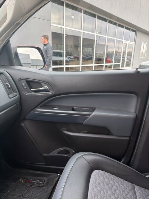 Used 2017 Chevrolet Colorado Z71 image 18