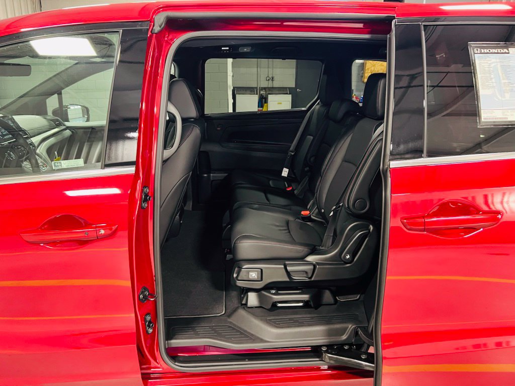 New 2026 Honda Odyssey Sport-L image 24