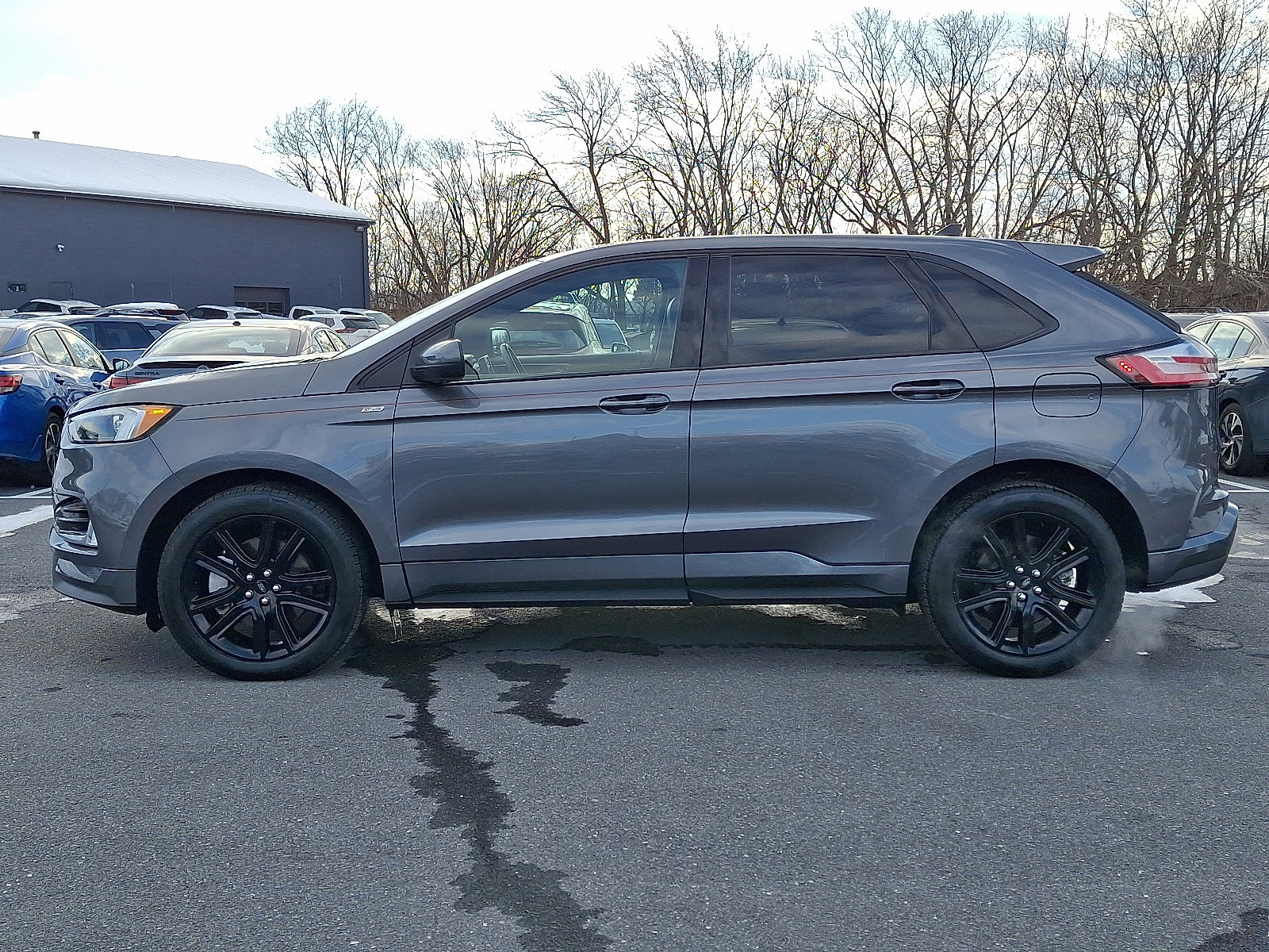 Used 2023 Ford Edge ST-Line image 5