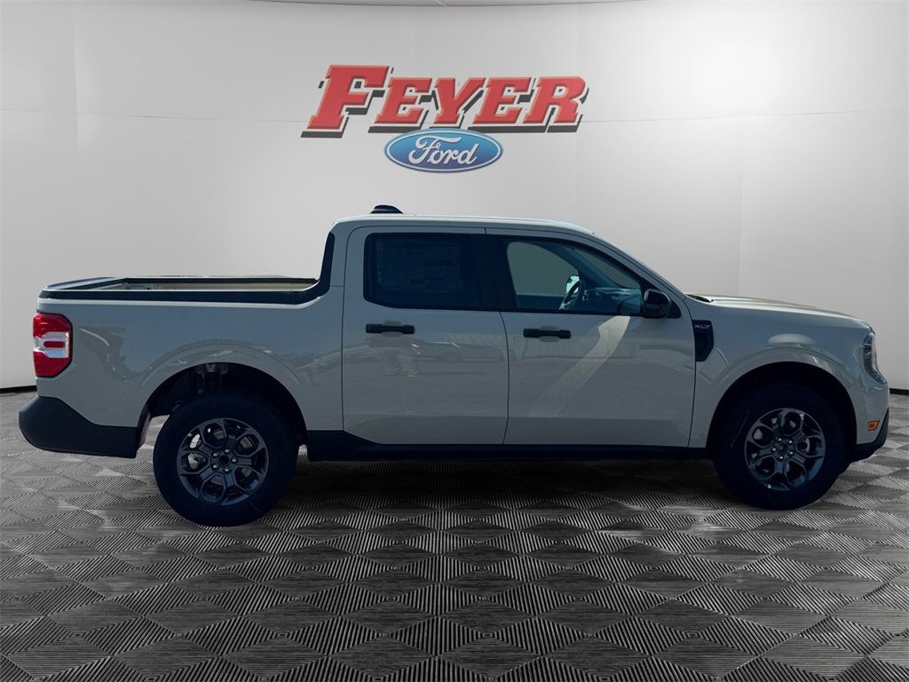 New 2025 Ford Maverick XLT w/ XLT Luxury Package image 8