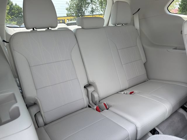 New 2026 Buick Enclave Avenir w/ Super Cruise Package AWD/4WD image 23