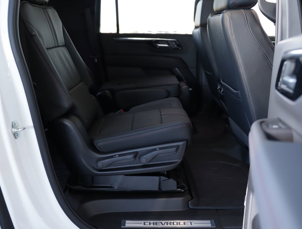 New 2026 Chevrolet Suburban RST w/ Comfort Package AWD/4WD image 36