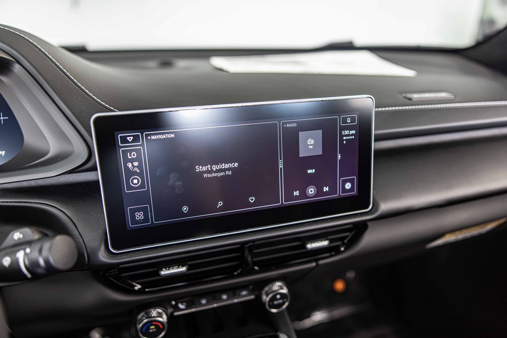 New 2025 Lotus Emira image 24