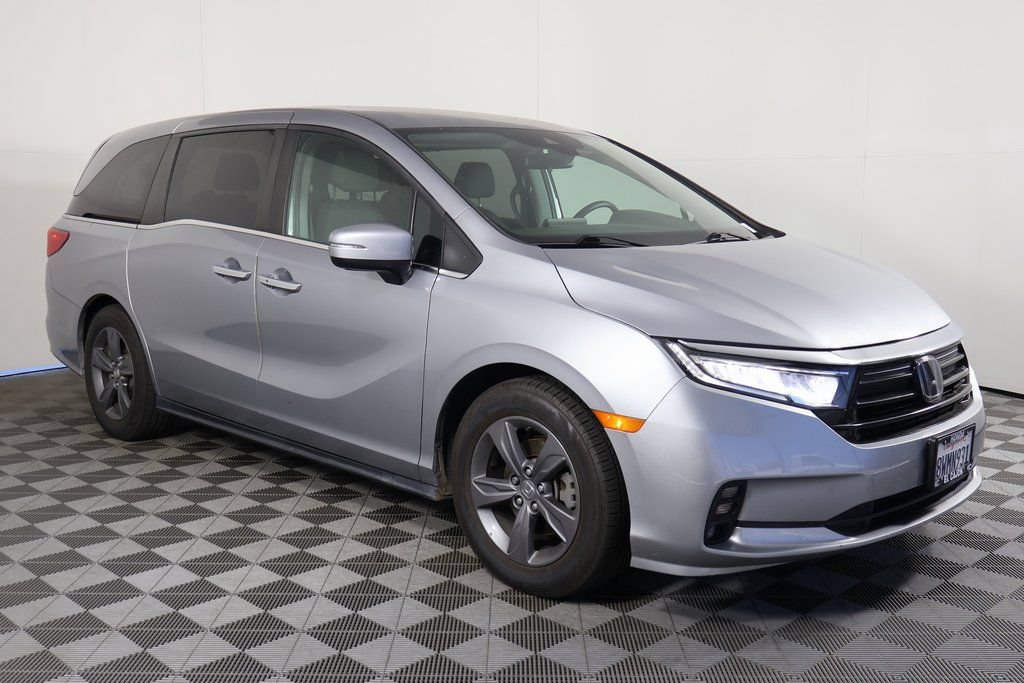 Used 2022 Honda Odyssey EX image 2
