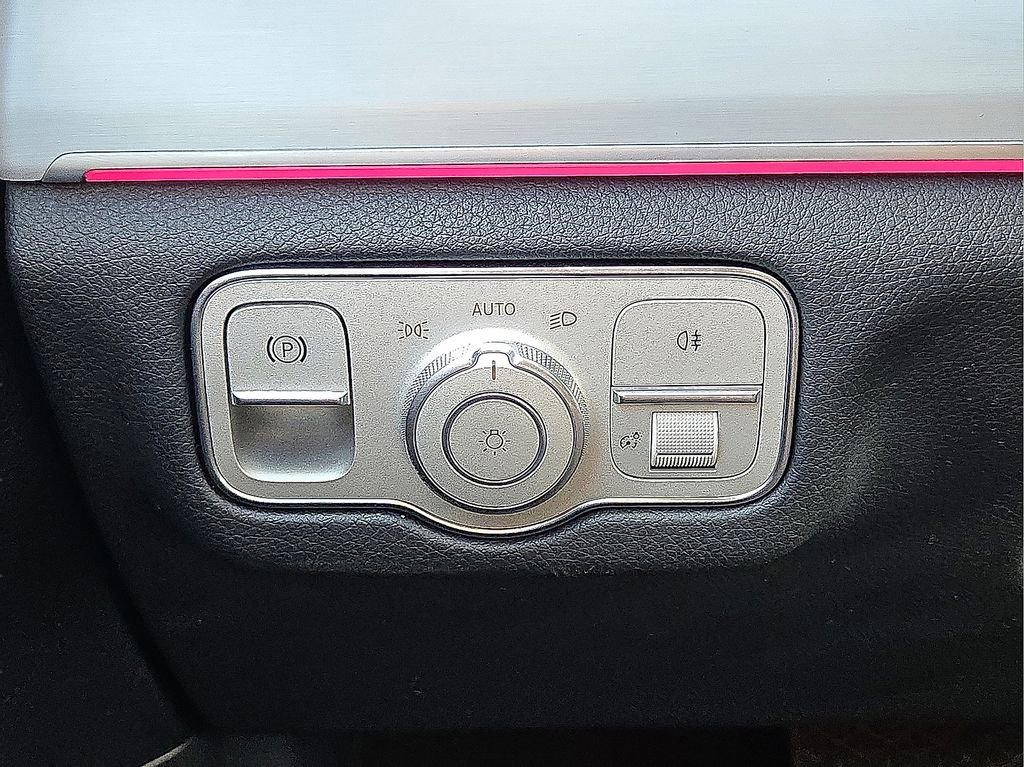 Used 2025 Mercedes-Benz GLS 450 4MATIC image 28