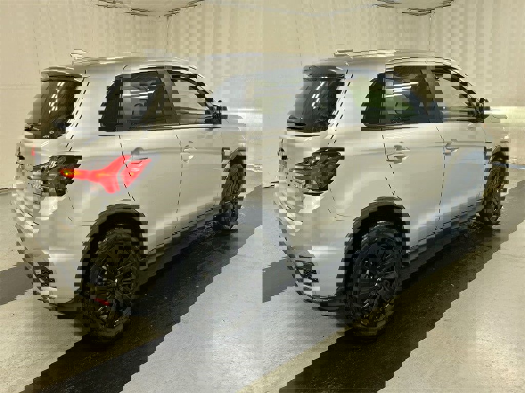 New 2025 Mitsubishi Outlander Sport LE image 2