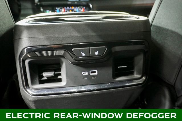 Used 2022 GMC Sierra 1500 AT4 w/ AT4 Preferred Package image 9