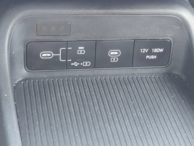 Used 2025 Hyundai Kona SEL FWD image 19