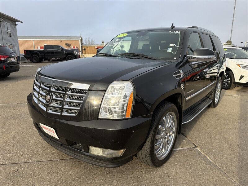 Used 2011 Cadillac Escalade AWD w/ Touring Package
