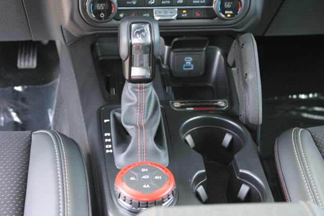 Used 2025 Ford Bronco Raptor AWD/4WD image 21