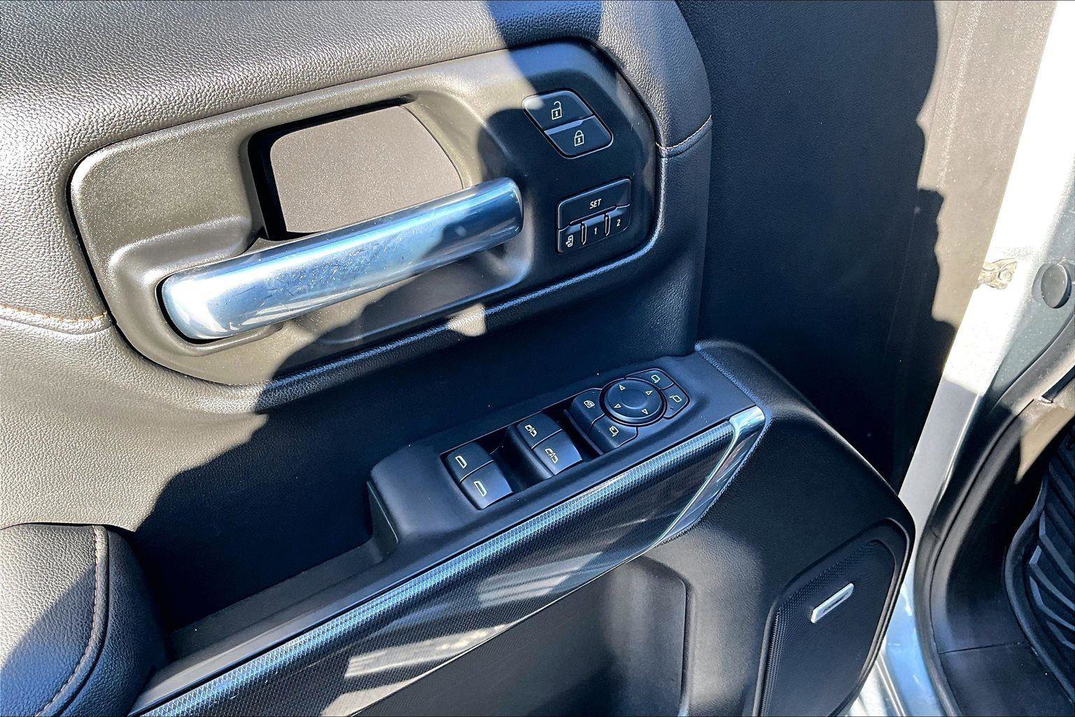 Used 2020 GMC Sierra 1500 AT4 w/ AT4 Premium Package image 38