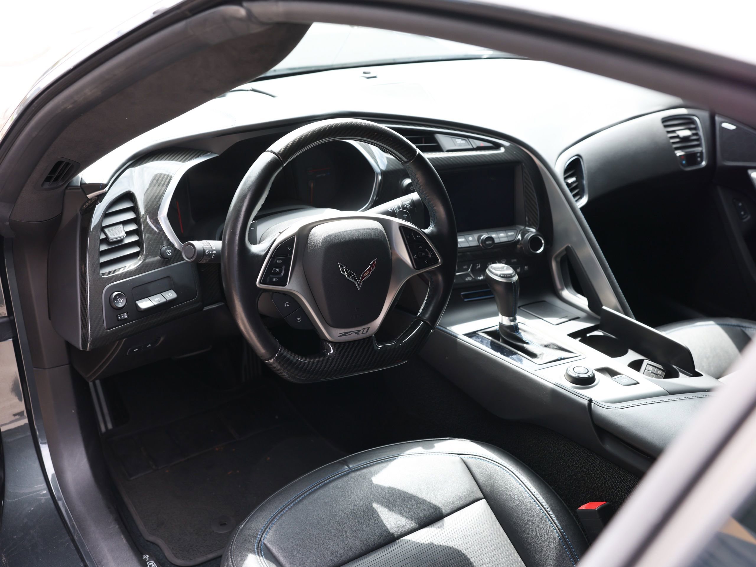 Used 2019 Chevrolet Corvette ZR1 RWD image 6