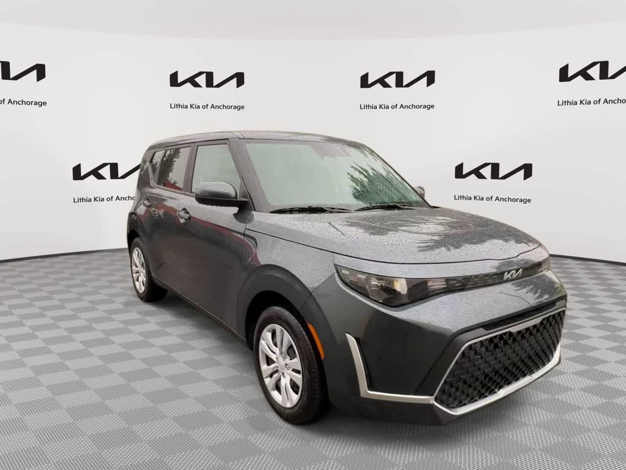 Certified 2025 Kia Soul LX FWD image 2