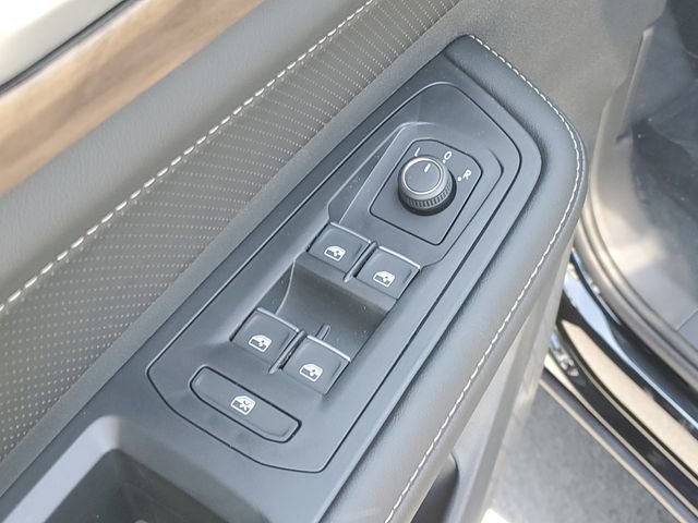 New 2026 Volkswagen Atlas SE image 9