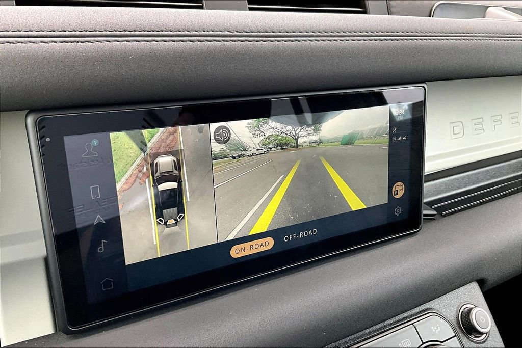 Used 2021 Land Rover Defender 110 X-Dynamic SE image 23